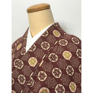 【中古】 Sサイズ 交織 単衣着物 ブラウン地に亀甲模様 (着物)