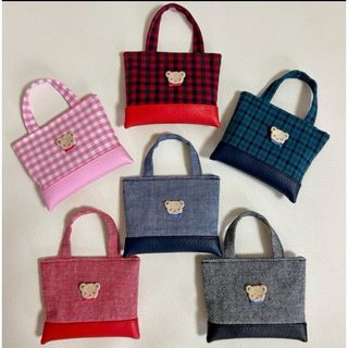 Barbie chelsea バービーチェルシキリング バックチャームCC7の Barbie chelsea バービーチェルシキリング バックチャームCC7の