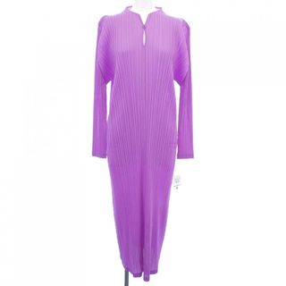 極美品✨PLEATS PLEASE ロングワンピースベルト付き薄紫色 極美品✨PLEATS PLEASE ロングワンピースベルト付き薄紫色