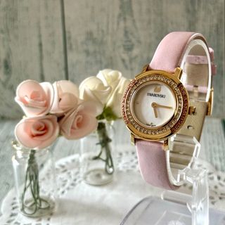 SWAROVSKI(腕時計 ・ レッド/赤色系)のフリマアイテム一覧 SWAROVSKI(腕時計 ・ レッド/赤色系)のフリマアイテム一覧