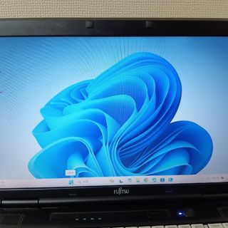 富士通 - ❤特別年末フォロー割❤富士通Corei3最新Windows116GB 富士通 - ❤特別年末フォロー割❤富士通Corei3最新Windows116GB