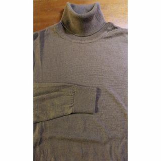 UNIQLO - 新品未使用 24AW ユニクロ カシミヤタートルネック UNIQLO - 新品未使用 24AW ユニクロ カシミヤタートルネック