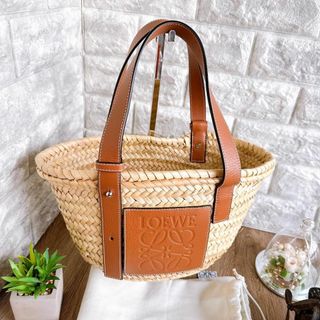 LOEWE(かごバッグ/ストローバッグ)のフリマアイテム一覧 LOEWE(かごバッグ/ストローバッグ)のフリマアイテム一覧