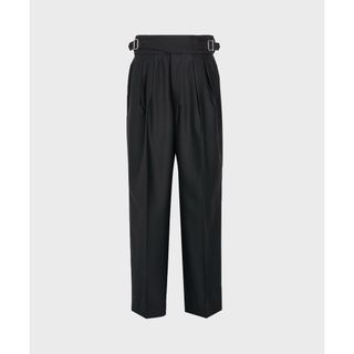 THE RERACS - 即完売! 21ss THE RERACS PLEATED EASY SLACKSの THE RERACS - 即完売! 21ss THE RERACS PLEATED EASY SLACKSの