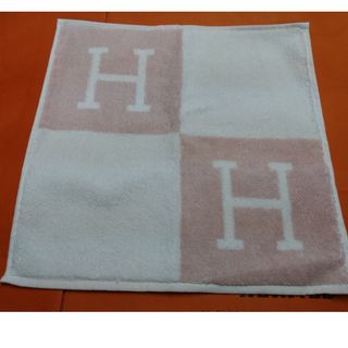 HERMES(タオル/バス用品)のフリマアイテム一覧 HERMES(タオル/バス用品)のフリマアイテム一覧