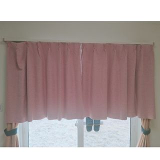 ニトリ - ニトリ スキマブロックカーテン スプール 美品 2枚入の ニトリ - ニトリ スキマブロックカーテン スプール 美品 2枚入の