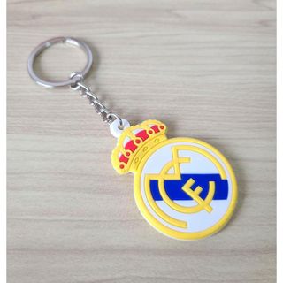 サッカー　チーム　レアル・マドリード　エンブレム　キーホルダー(記念品/関連グッズ)