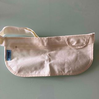 旅行用ポーチ(旅行用品)