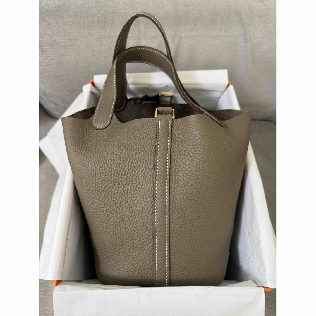 HERMES - 値下げ!新品 エルメス ピコタンロックPM エトゥープ HERMES - 値下げ!新品 エルメス ピコタンロックPM エトゥープ