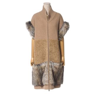Stella McCartney(カーディガン)のフリマアイテム一覧 Stella McCartney(カーディガン)のフリマアイテム一覧