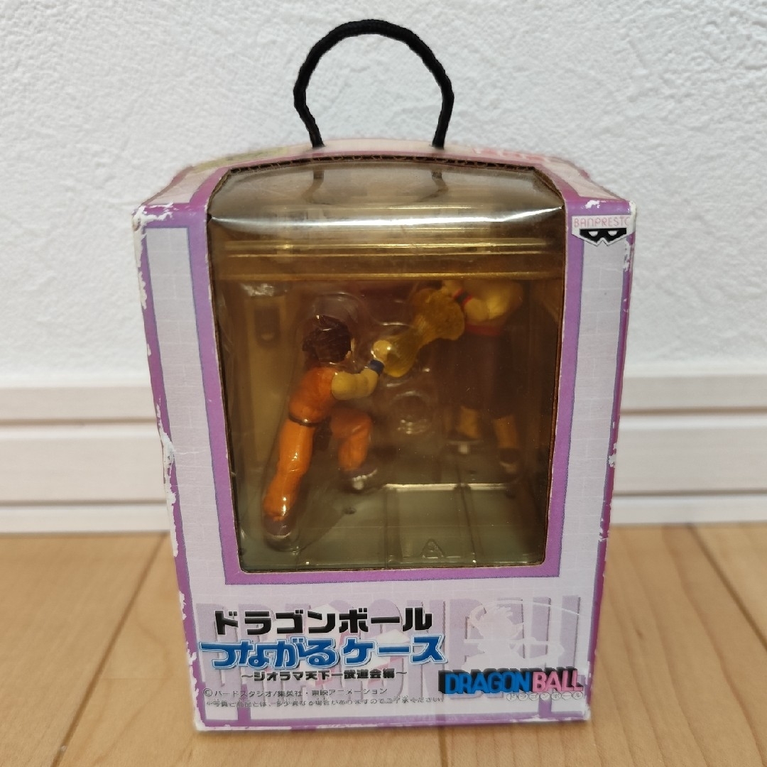 ドラゴンボール(ドラゴンボール)のドラゴンボール　つながるケース　ジオラマ　天下一武道会　ヤムチャ対天津飯 エンタメ/ホビーのフィギュア(アニメ/ゲーム)の商品写真