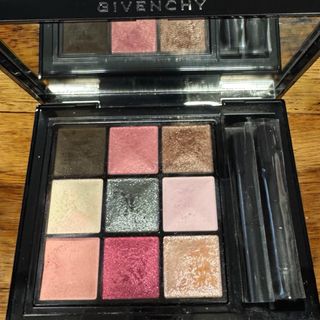 GIVENCHY - GIVENCHY ル・ヌフ・ジバンシイ No.15の通販 by すん GIVENCHY - GIVENCHY ル・ヌフ・ジバンシイ No.15の通販 by すん