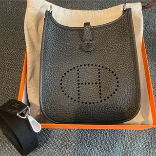 HERMES - 【極美品】HERMES リンディ30 ヴォースイフト タバック HERMES - 【極美品】HERMES リンディ30 ヴォースイフト タバック