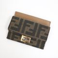 【FENDI】フェンディ バケット・カードケース ミニ財布 ズッカ柄 キャンバス×レザー カーキ×ベージュ 8M0423 /kt13599br