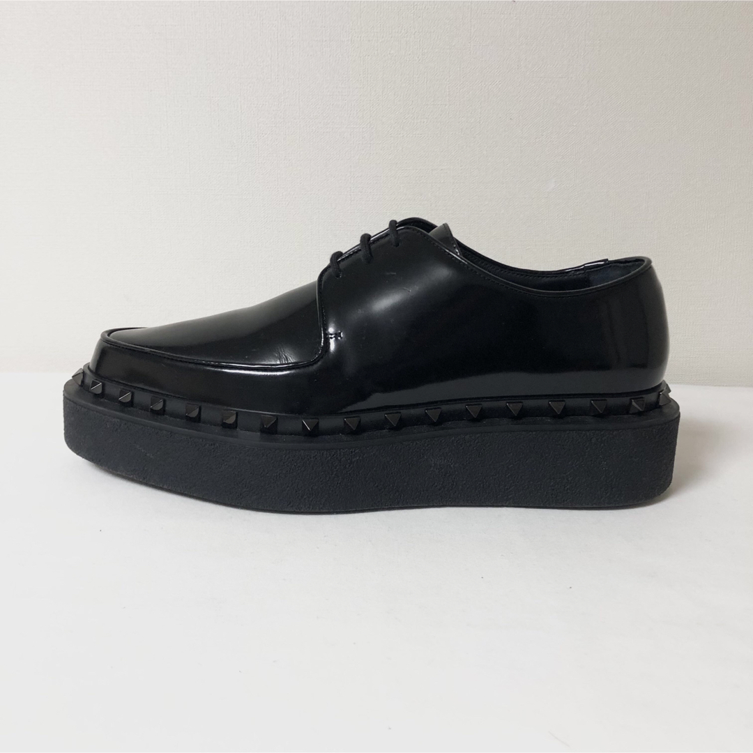 valentino garavani - 23AW VALENTINO ロックスタッズ レザー valentino garavani - 23AW VALENTINO ロックスタッズ レザー