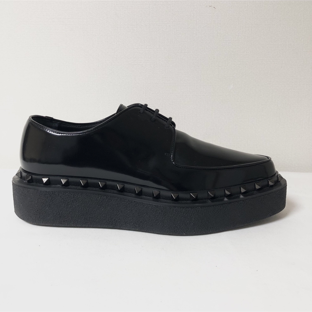 valentino garavani - 23AW VALENTINO ロックスタッズ レザー valentino garavani - 23AW VALENTINO ロックスタッズ レザー