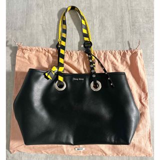 MIU MIU(トートバッグ)のフリマアイテム一覧 MIU MIU(トートバッグ)のフリマアイテム一覧