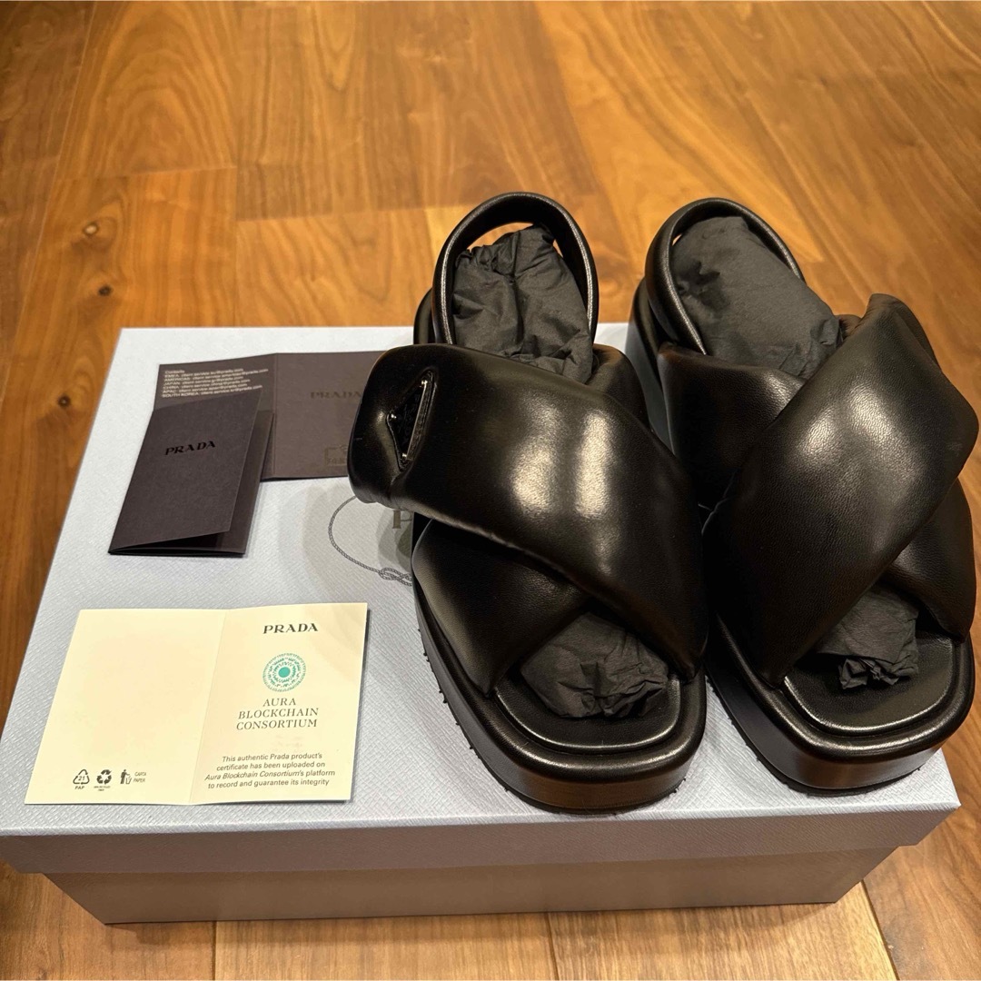 PRADA - 【新品】PRADA プラダ ナッパレザー ヴェッジサンダル PRADA - 【新品】PRADA プラダ ナッパレザー ヴェッジサンダル