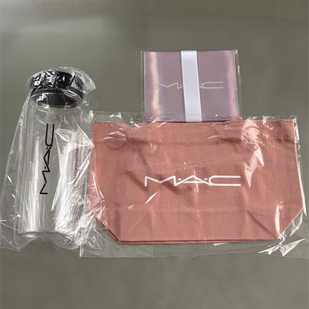 MAC(マック)の未使用 MAC ノベルティ セット エンタメ/ホビーのコレクション(ノベルティグッズ)の商品写真