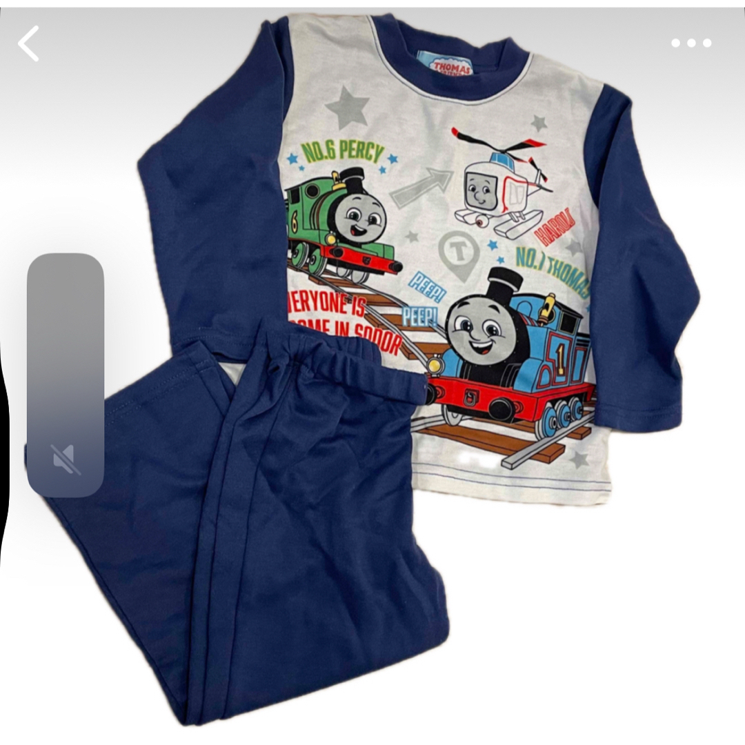 THOMAS(トーマス)のトーマス パジャマ 新品未使用 100cm キッズ/ベビー/マタニティのキッズ服男の子用(90cm~)(パジャマ)の商品写真