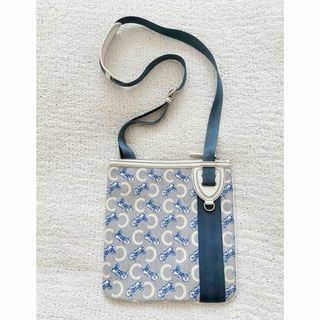 CELINE - セリーヌ オーバル バッグ 198603DXC ショルダーバッグ CELINE - セリーヌ オーバル バッグ 198603DXC ショルダーバッグ