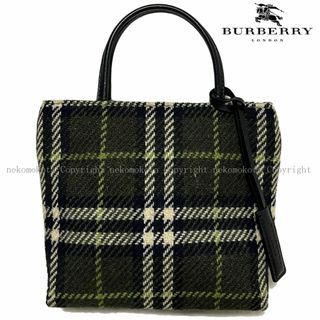BURBERRY(バッグ ・ グリーン・カーキ/緑色系)のフリマ BURBERRY(バッグ ・ グリーン・カーキ/緑色系)のフリマ