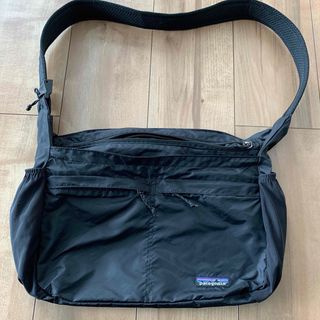patagonia(ショルダーバッグ ・ ブラック/黒色系)のフリマ patagonia(ショルダーバッグ ・ ブラック/黒色系)のフリマ