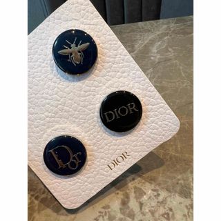 Dior(ブローチ/コサージュ)のフリマアイテム一覧 Dior(ブローチ/コサージュ)のフリマアイテム一覧