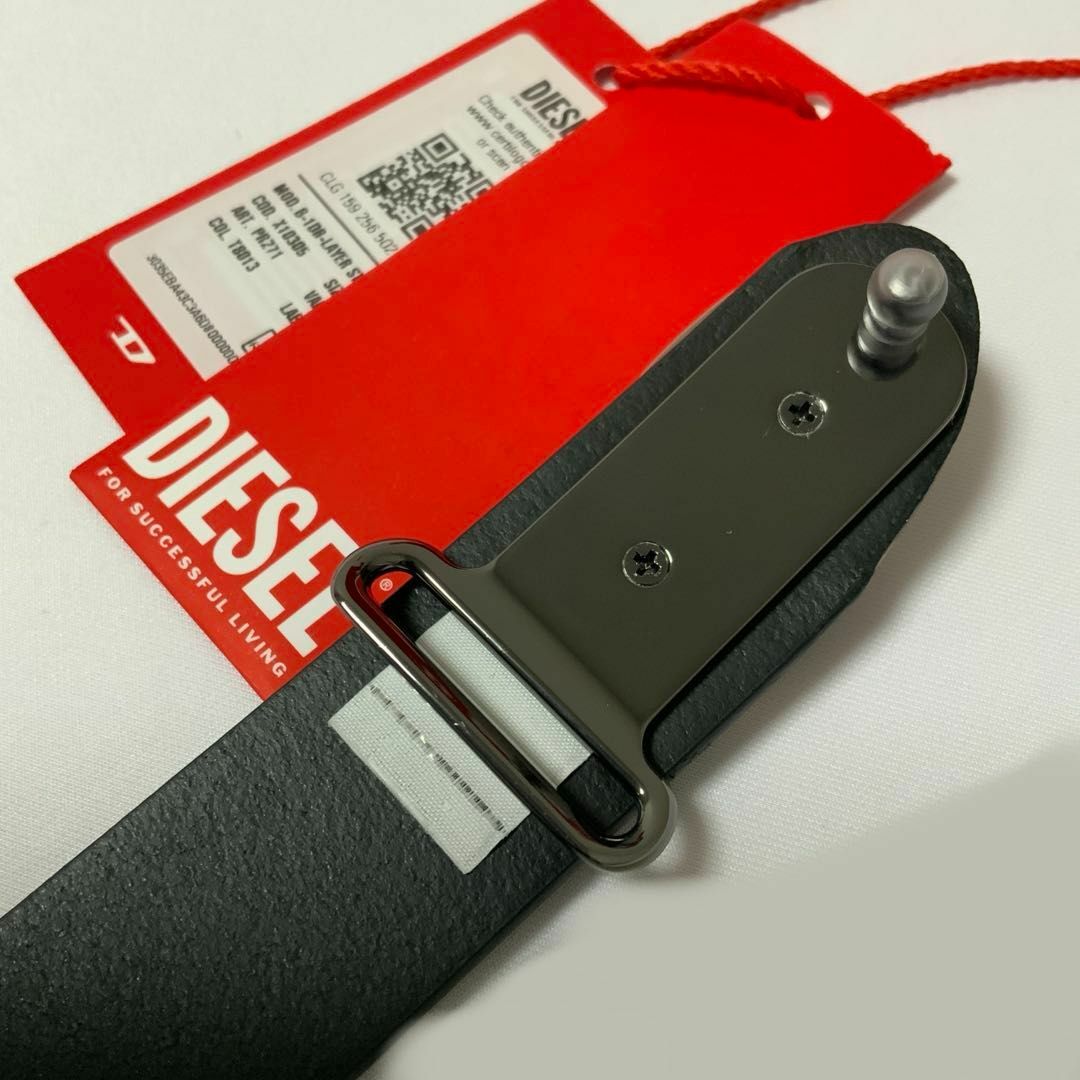 DIESEL - 新品 ディーゼル ベルト 75 Dロゴ ラインストーン DIESEL - 新品 ディーゼル ベルト 75 Dロゴ ラインストーン