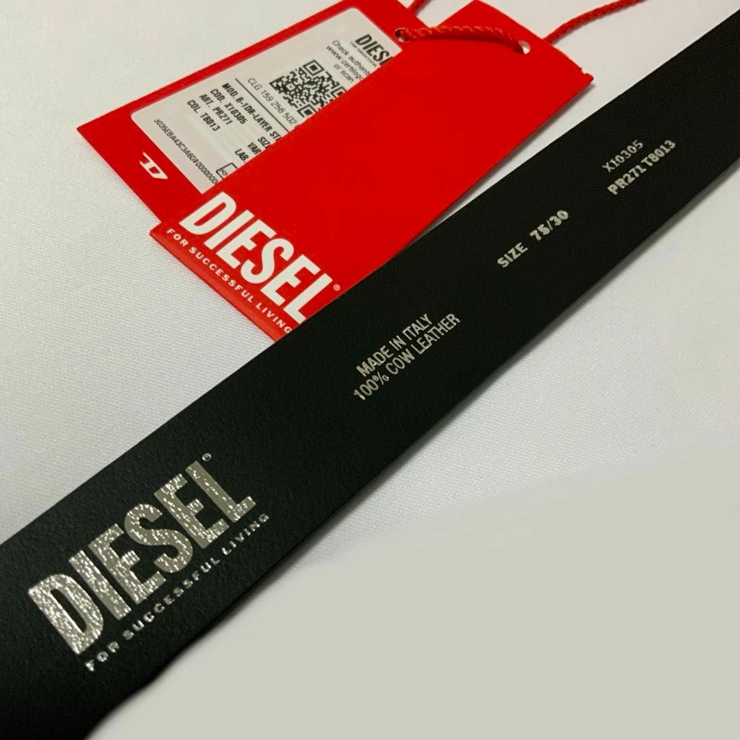 DIESEL - 新品 ディーゼル ベルト 75 Dロゴ ラインストーン DIESEL - 新品 ディーゼル ベルト 75 Dロゴ ラインストーン