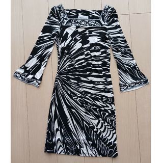 EMILIO PUCCI - ☆EMILIO PUCCI☆美品☆カシミヤ☆ダブル EMILIO PUCCI - ☆EMILIO PUCCI☆美品☆カシミヤ☆ダブル