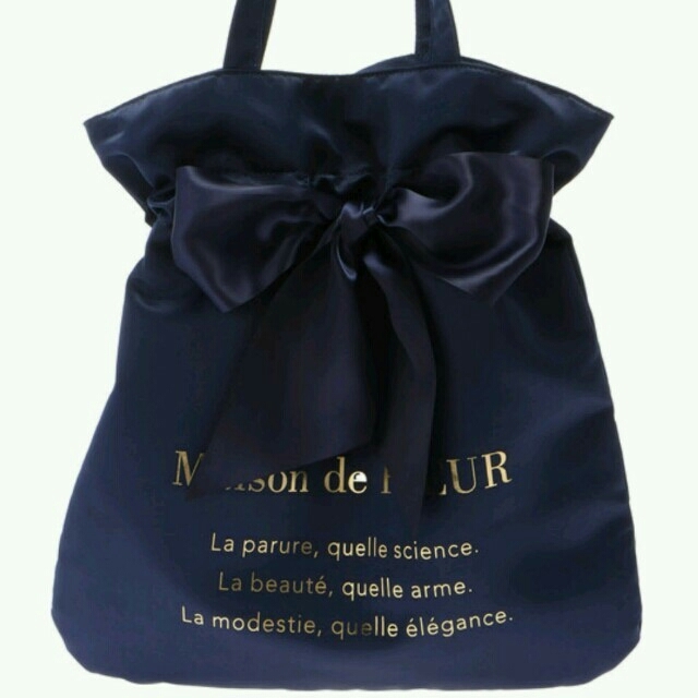 Maison de FLEUR(メゾンドフルール)の完売品🌸新品タグ付♥おリボン🎀トート【ブラック】♥ラッピング一式付き♥ レディースのバッグ(トートバッグ)の商品写真