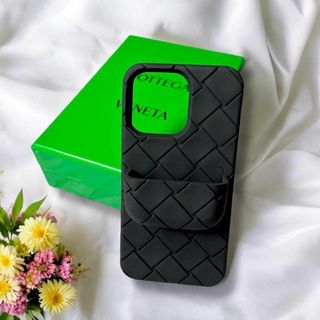 BOTTEGA VENETA(iPhoneケース ・ ブラック/黒色系)のフリマ BOTTEGA VENETA(iPhoneケース ・ ブラック/黒色系)のフリマ