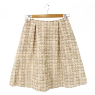 FOXEY(ひざ丈スカート ・ ホワイト/白色系)のフリマアイテム一覧 FOXEY(ひざ丈スカート ・ ホワイト/白色系)のフリマアイテム一覧