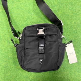 ami - S新品 AMI Paris ビッグ グラフィック ウール ニット ami - S新品 AMI Paris ビッグ グラフィック ウール ニット