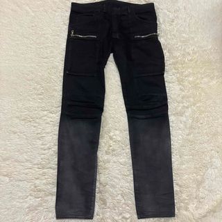 BALMAIN - バルマン T500 B983 クラッシュ加工バイカーデニム BALMAIN - バルマン T500 B983 クラッシュ加工バイカーデニム