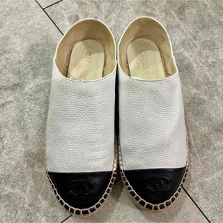 CHANEL(スリッポン/モカシン)のフリマアイテム一覧 CHANEL(スリッポン/モカシン)のフリマアイテム一覧
