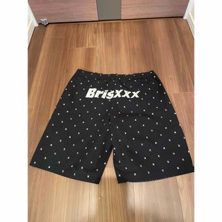 F.C.R.B.(ショートパンツ ・ ブラック/黒色系)のフリマ F.C.R.B.(ショートパンツ ・ ブラック/黒色系)のフリマ