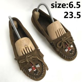 Minnetonka/ミネトンカ★ビーズ装飾/スエードレザーローファー/スリッポン【size:6.5/23.5/brown/茶】loafer/Shoes/trainers◆sA-190(ローファー/革靴)