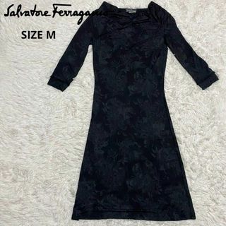 Salvatore Ferragamo(ワンピース ・ ブラック/黒色系)のフリマ Salvatore Ferragamo(ワンピース ・ ブラック/黒色系)のフリマ