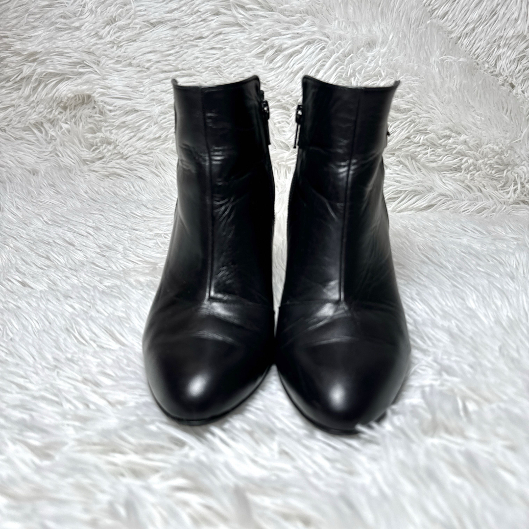 極美品✨DIANA スクエアトゥ ショートブーツ レザー サイドジップ ブラック 美品】DIANA スクエアトゥ ショートブーツ レザー サイドジップ