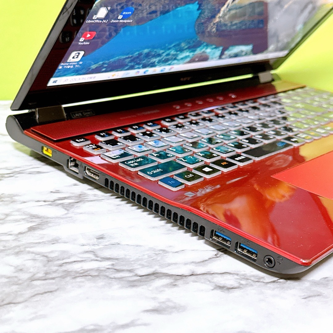 超大容量1TB＆メモリ8GB✨すぐ使える富士通白ノートパソコン