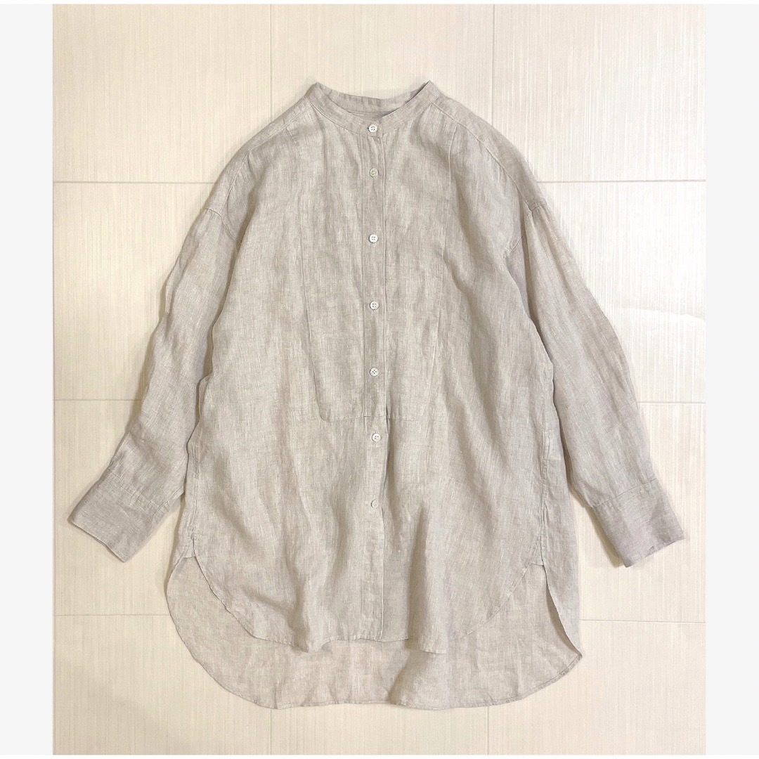 Whim Gazette(ウィムガゼット)の美品✨Whim Gazette リネン100% シャツ ヨーク バンドカラー レディースのトップス(シャツ/ブラウス(長袖/七分))の商品写真
