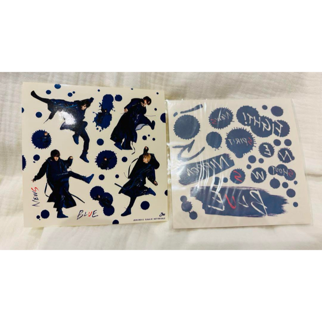 【美品】 NEWS シングル　BLUE ステッカー・ペイントシール まとめ売り  エンタメ/ホビーのタレントグッズ(アイドルグッズ)の商品写真