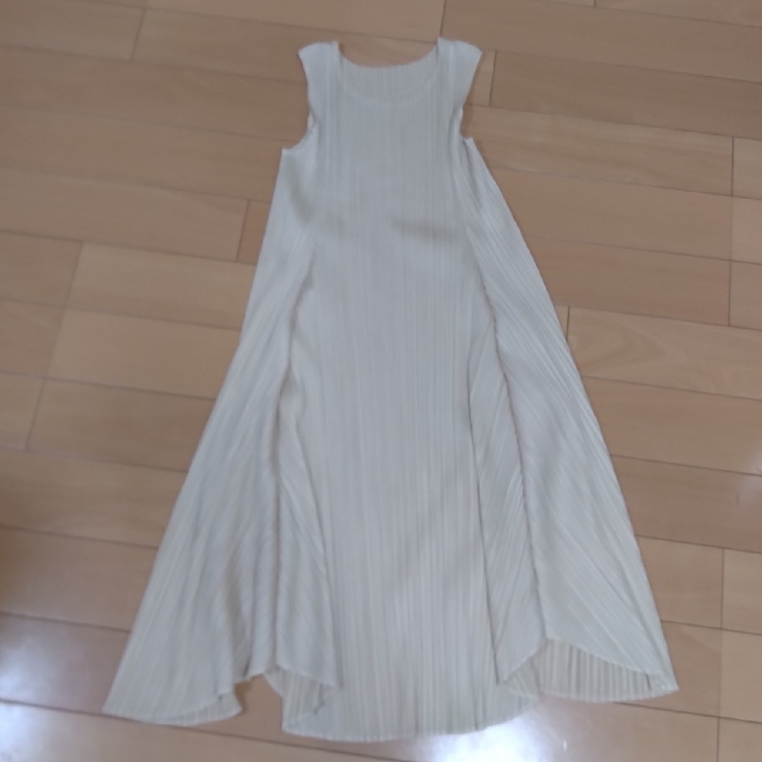 PLEATS PLEASE ISSEY MIYAKE - イッセイミヤケ プリーツプリーズ PLEATS PLEASE ISSEY MIYAKE - イッセイミヤケ プリーツプリーズ