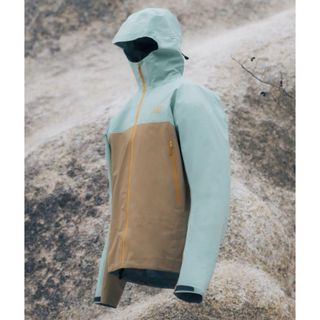 ARC'TERYX - 【極美品】ARC'TERYX アークテリクス zeta SL ARC'TERYX - 【極美品】ARC'TERYX アークテリクス zeta SL
