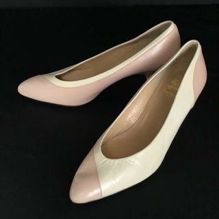 BURBERRY(ハイヒール/パンプス)のフリマアイテム一覧 BURBERRY(ハイヒール/パンプス)のフリマアイテム一覧