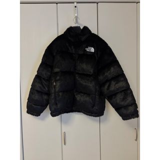 Supreme(ダウンジャケット ・ ブラック/黒色系)のフリマ Supreme(ダウンジャケット ・ ブラック/黒色系)のフリマ