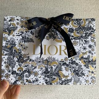 Christian Dior(ショップ袋 ・ ゴールド/金色系)のフリマ Christian Dior(ショップ袋 ・ ゴールド/金色系)のフリマ