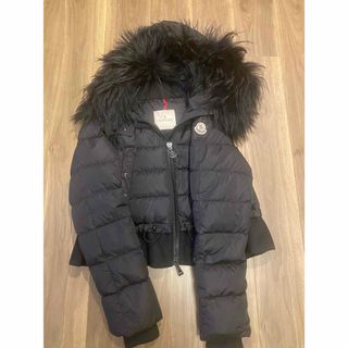 MONCLER(フリル ・ ダウンジャケット)のフリマアイテム一覧 MONCLER(フリル ・ ダウンジャケット)のフリマアイテム一覧